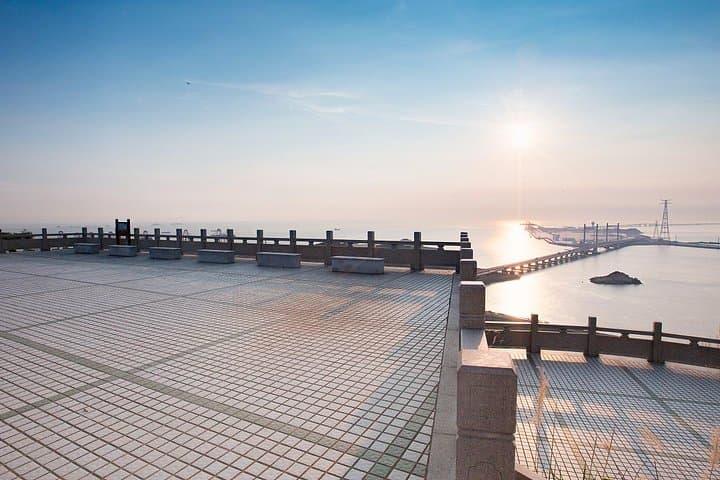 Drive to Donghai Bridge & Yangshan Deep-Water Port — Private Transfer from Shanghai photo 4