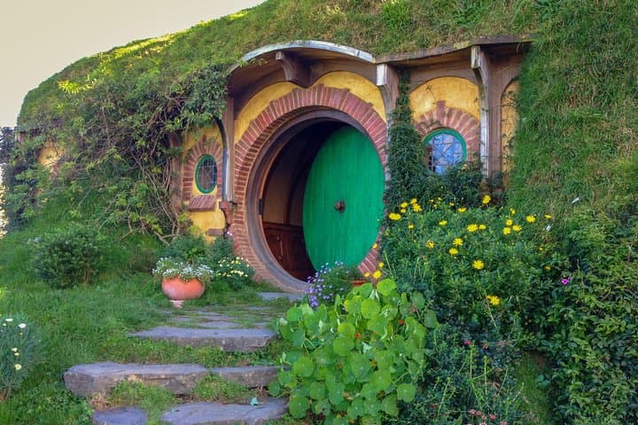 Hobbiton Movie Set Tour from Auckland: Half-Day Guided Experience with Lunch photo 3