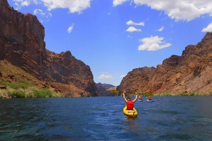 Kayaking the Colorado River from Willow Beach: A Day in Black Canyon's Quiet Majesty