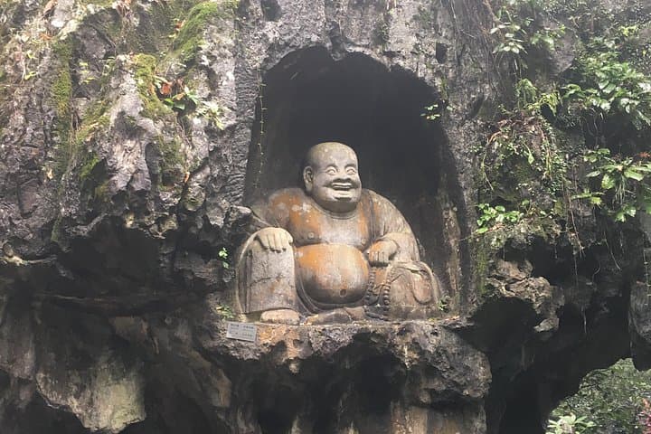 West Lake Day Tour from Shanghai: High-Speed Train to Hangzhou's Iconic Sights photo 1