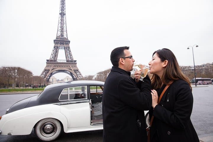 Paris in a Vintage Rolls‑Royce: Private 2‑Hour Champagne Chauffeur Tour photo 2