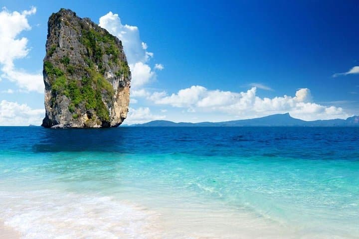Private Hong Islands & 4-Islands Tour: Sunset and Night Snorkel from Ao Nang photo 2