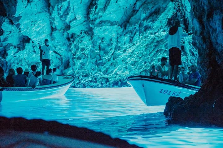 Private Blue Cave, Mamma Mia & Hvar 5-Island Speedboat Tour from Split