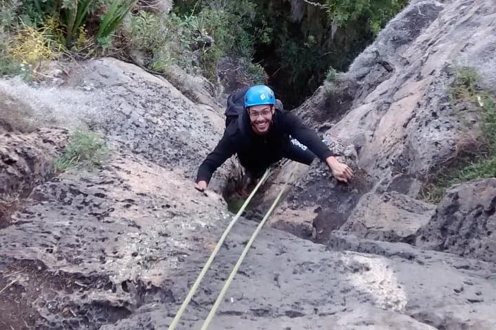 Full-Day Rock Climbing in Suesca: Guided Climbs on 140m Crags photo 6