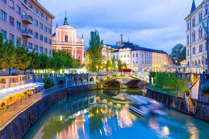 Zagreb to Ljubljana and Lake Bled: Private Day Trip Guide photo 2