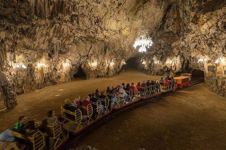 Ljubljana and Postojna Cave Day Trip from Zagreb: Karst Caves & Riverfront Strolls photo 2