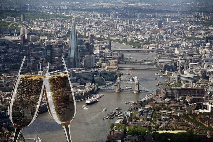 35-Minute London Helicopter Champagne Flight Over Central London