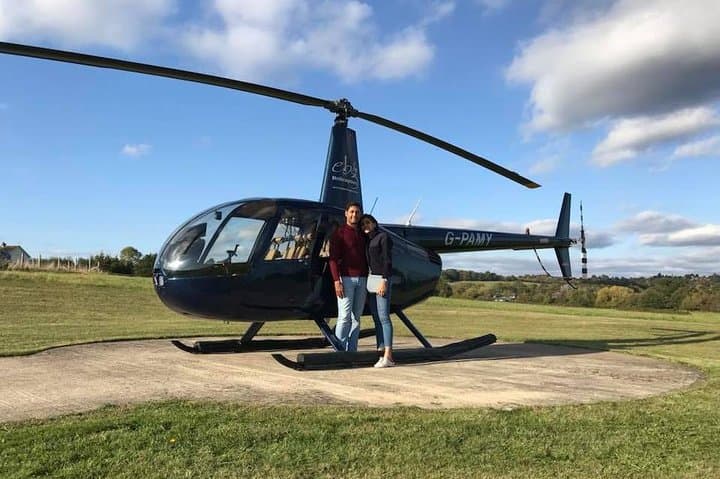 35-Minute London Helicopter Champagne Flight Over Central London photo 2