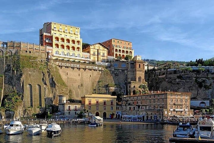 Amalfi Coast Full-Day Private Tour from Naples: Positano, Amalfi & Ravello photo 2