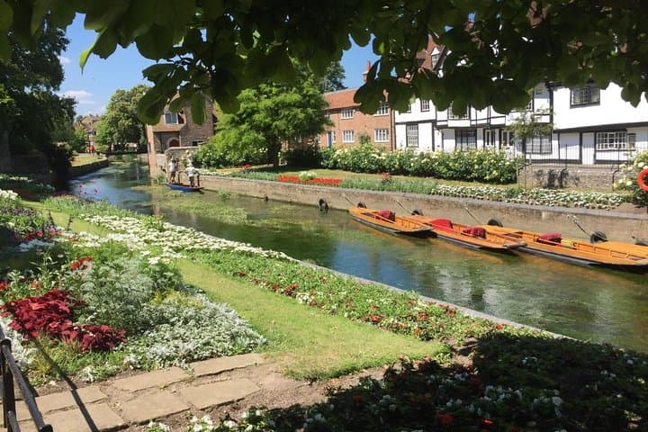 Privately Guided Walking Tour of Canterbury Cathedral and Historic City Centre photo 2