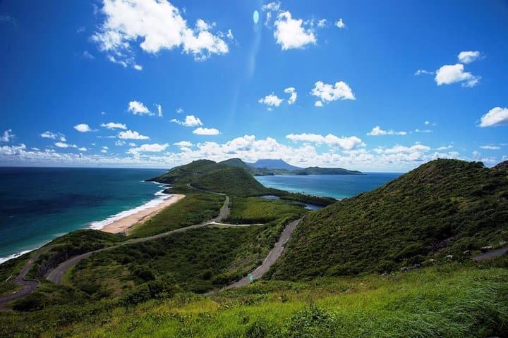 Panoramic Sightseeing Tour of St Kitts: Berkeley Memorial to Timothy Hill