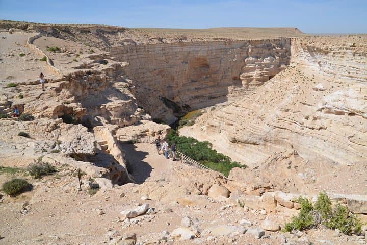 Heart of the Negev: Full-Day Makhtesh Ramon & Nabatean Ruins Tour