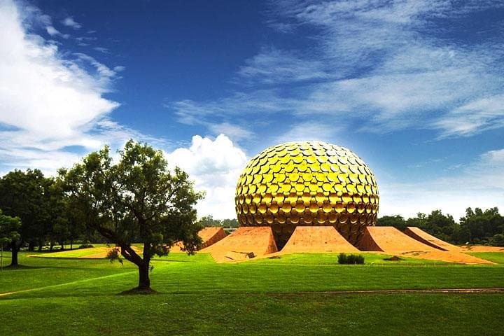 Private Chennai to Pondicherry 2-Day Sightseeing: Temples, Promenade & Auroville