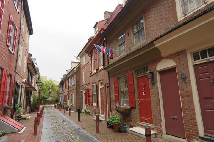 Discovering Colonial Philadelphia: Private 2.5-Hour Historic Walking Tour photo 2