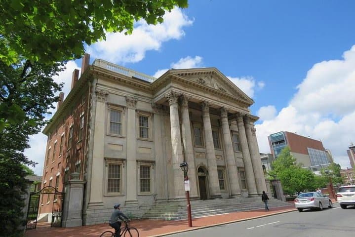Hamilton Walking Tour Philadelphia: Private 2-Hour Historical Walk
