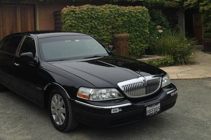 Private 6-Hour Napa & Sonoma Sedan Wine Tour — 3–4 Winery Tastings photo 1