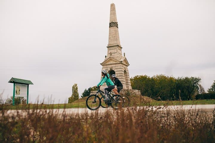 Cycle Stari Slankamen: Half-Day Ride to Roman Acumincum & Danube Beaches photo 3
