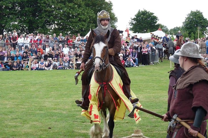 Outlaw King Private Tour: Bannockburn, Scone Palace & Dunfermline Abbey Day Trip photo 3