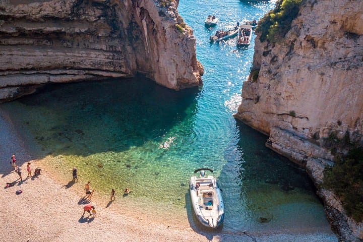 Private Blue Cave & 5-Island Tour from Trogir — Blue Cave, Stiniva & Hvar photo 3