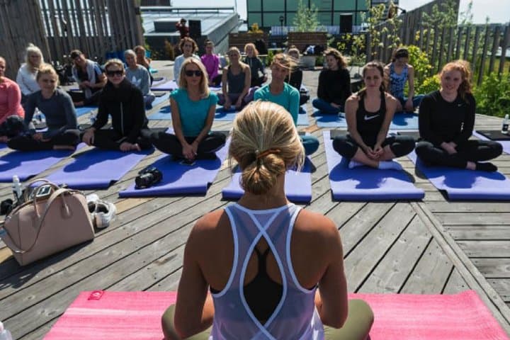 Stockholm Yoga Experience: Mindful Morning Sessions Over City Waterways photo 1