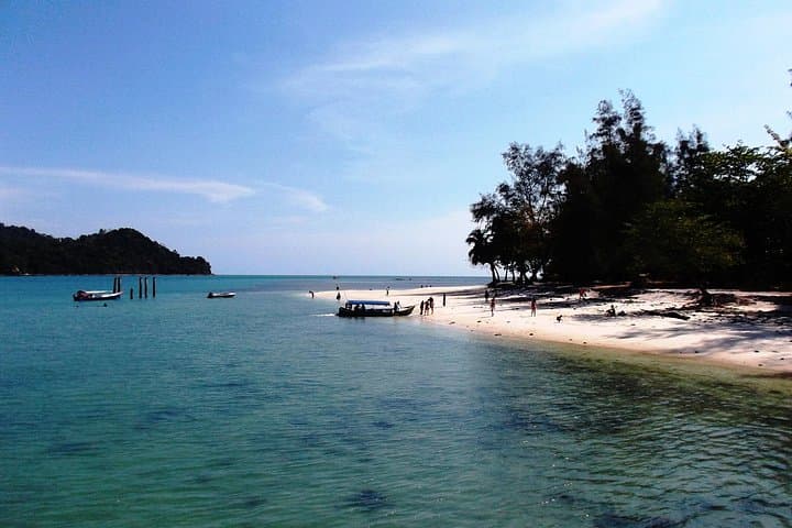 Langkawi Island Hopping: Day Trip to Dayang Bunting, Singa Besar & Beras Basah photo 5