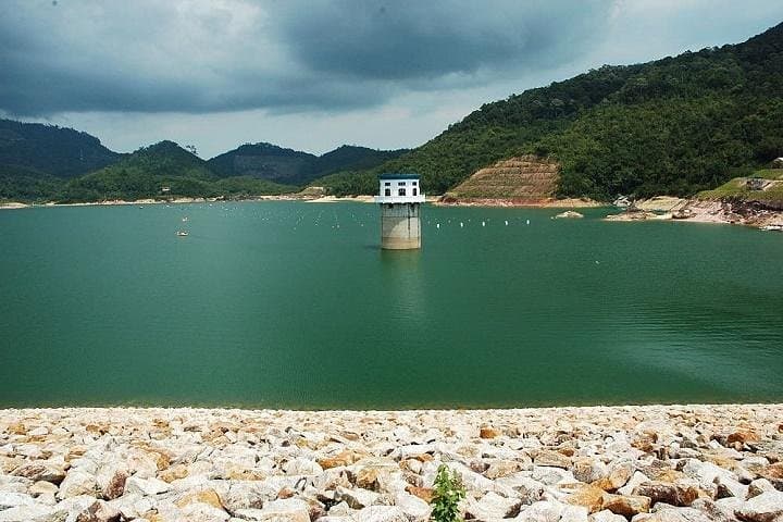 Full-Day Private Penang Island Tour: Spice Garden, Batik & Teluk Bahang photo 2