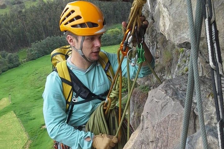 Suesca Rock Climbing Half-Day — Climb 140m Cliffs Near Bogotá photo 5