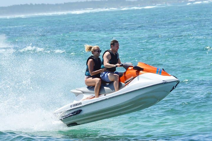 Bali Parasailing Adventure: Soar Above Nusa Dua’s Turquoise Coastline photo 6