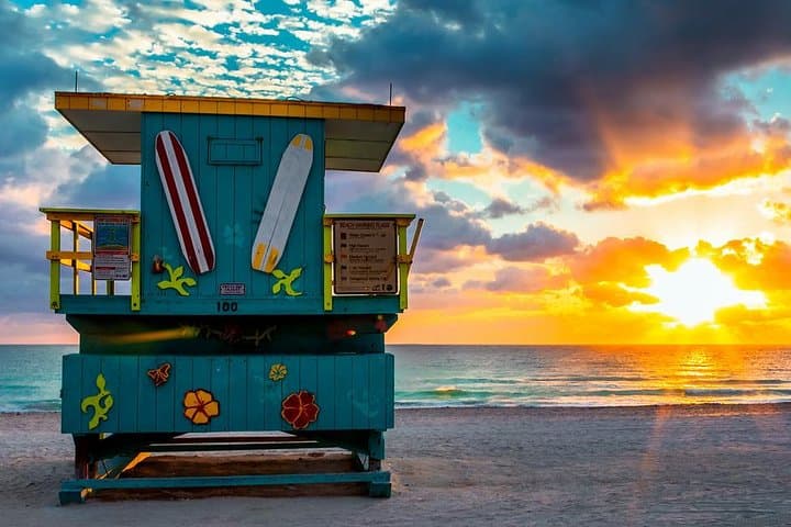 Miami Private Walking Tour — Explore the City Like a Local
