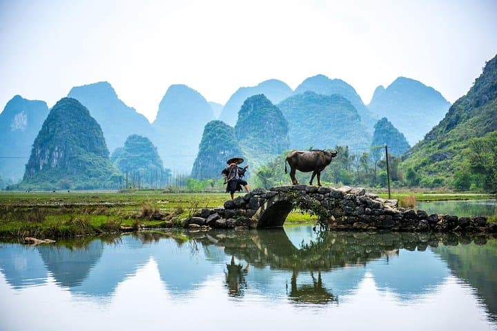 Xingping & Xianggong Hill Day Tour: Li River Views, Cycling and Bamboo Rafts photo 2