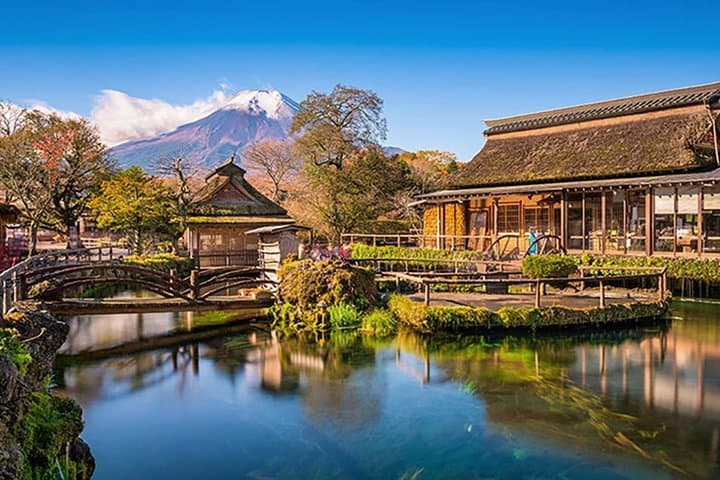 Full-Day Mt. Fuji, Oshino Hakkai & Gotemba Outlet Tour from Tokyo photo 2