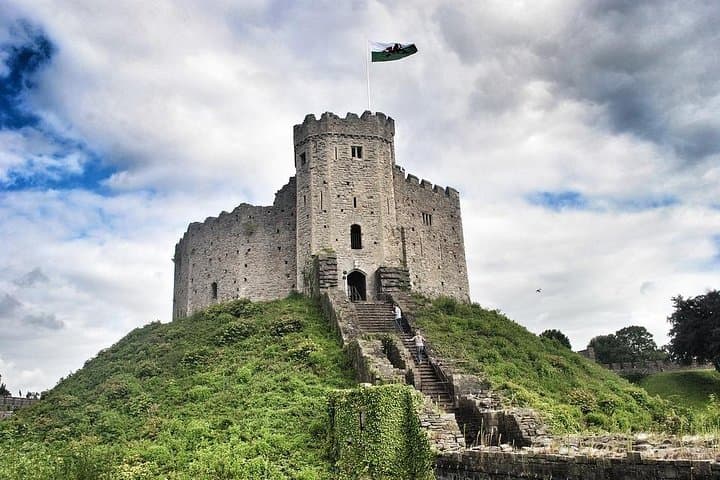 Explore Cardiff Like a Local: Private Walking Tour with a Local Guide photo 5