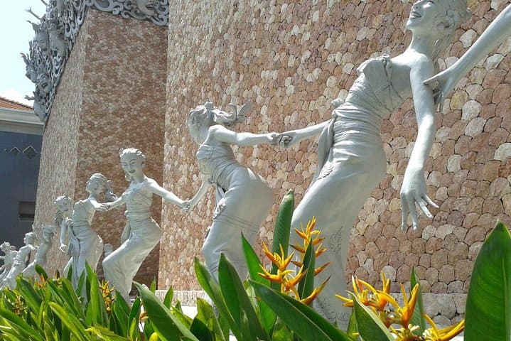 Ubud Cultural Day Tour: Temples, Art Villages & Monkey Forest Day Trip photo 4