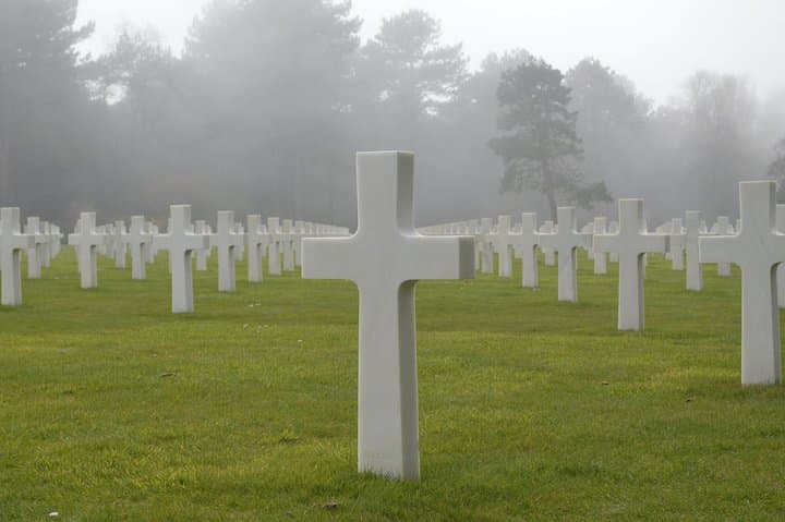Explore Normandy's Historic D-Day Beaches on a Private Tour photo 6