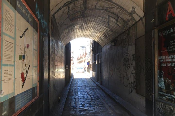 Private Whitechapel and East End Historic Pub Walking Tour photo 6