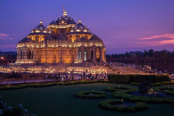 Inside New Delhi's Akshardham: Art, Exhibitions & Evening Fountain Show photo 5
