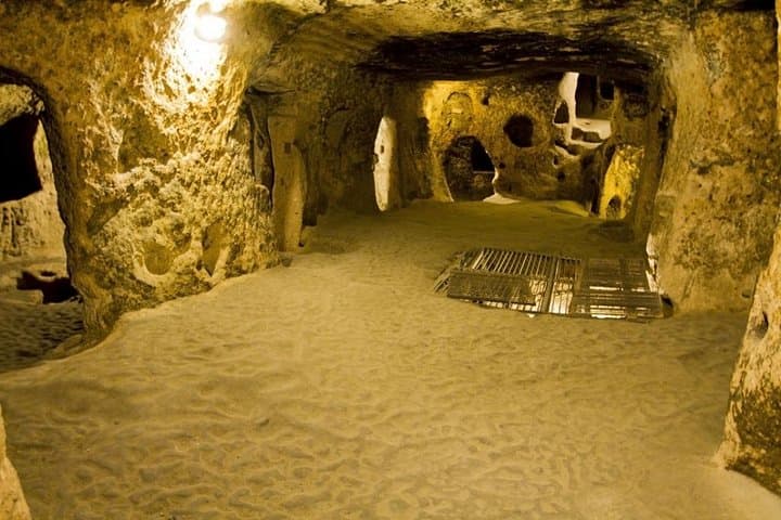 Cappadocia Green Tour: Ihlara Valley Hike, Derinkuyu Underground City & Selime Monastery Day Trip