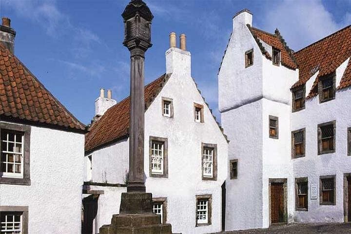 Outlander Day Tour from Edinburgh (Spanish) — Castles, Villages & Filming Locations photo 4