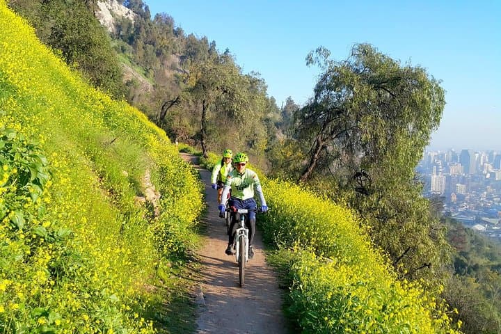 San Cristobal Hill Mountain Bike Tour: Santiago’s 3-Hour MTB Adventure photo 2