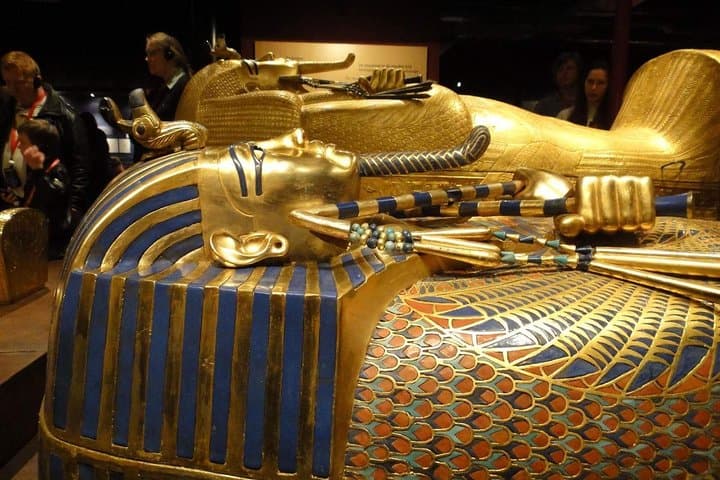 Full-Day Pyramids & Sphinx Tour with Egyptian Museum and Khan el-Khalili photo 3