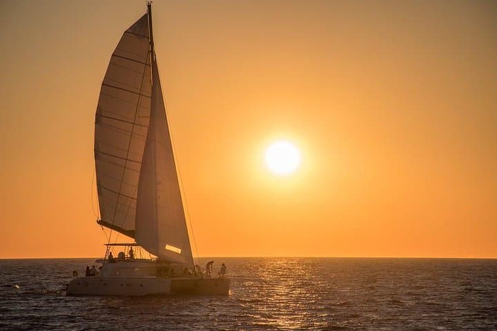 Santorini Catamaran Cruise: Luxury BBQ, Open Bar & Snorkeling the Caldera