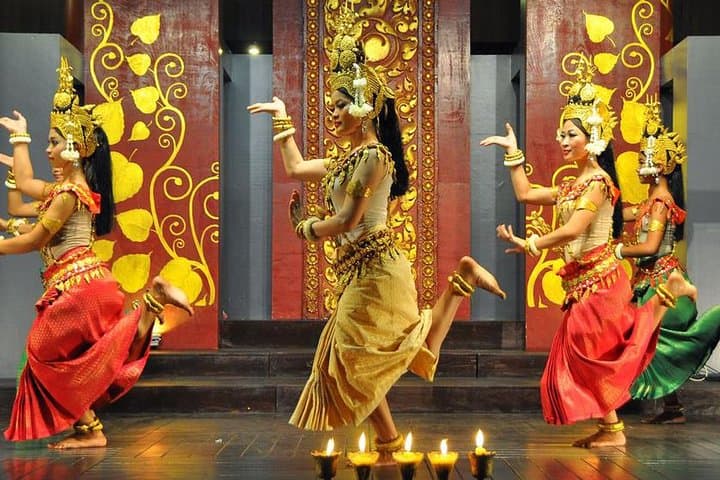 Cambodian Art & Apsara Dance in Siem Reap — Artisans, Silk Farm & Angkor Option