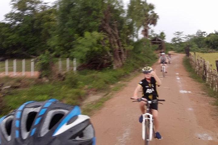 Siem Reap Countryside Cycling: Private 15km Off-Road & Sunset Ride photo 2