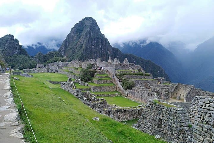 Sunrise at Machu Picchu: 2-Day Sacred Valley Train Tour from Cusco photo 6