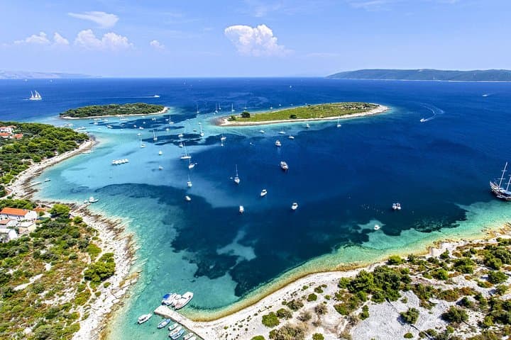 Blue Lagoon, Čiovo & Trogir: Half-Day Speedboat Tour from Split