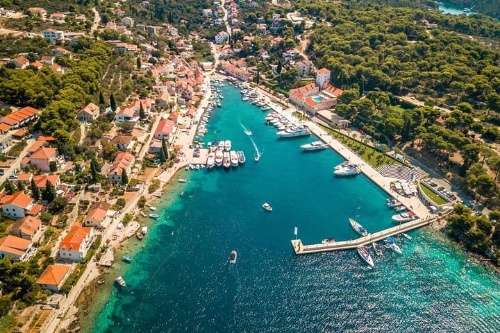 Private Blue Lagoon & 3-Island Boat Tour from Split and Trogir photo 3