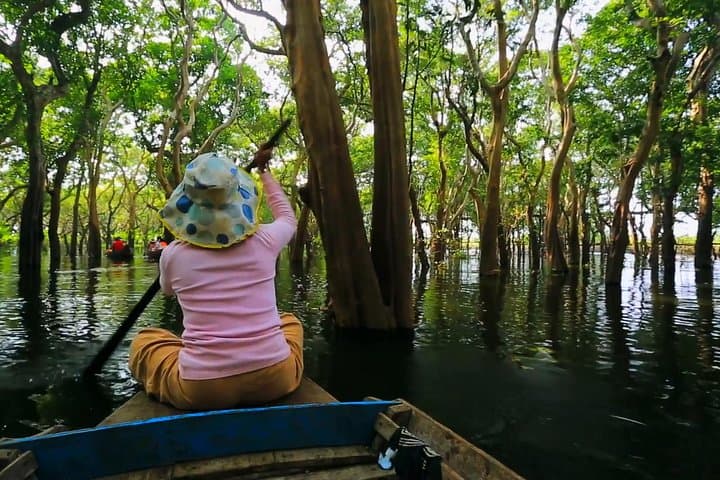 Kompong Phluk Floating Village & Flooded Forest Tour from Siem Reap photo 2
