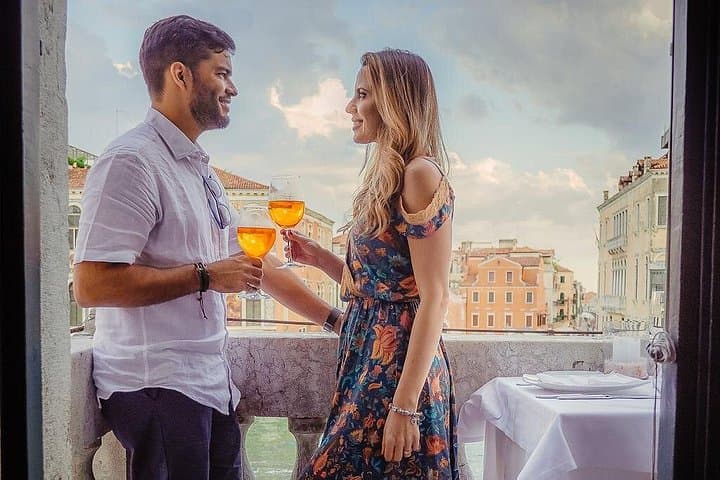 Gondola Ride and Aperitif at a Venetian Palace — Grand Canal Aperitif Experience photo 1