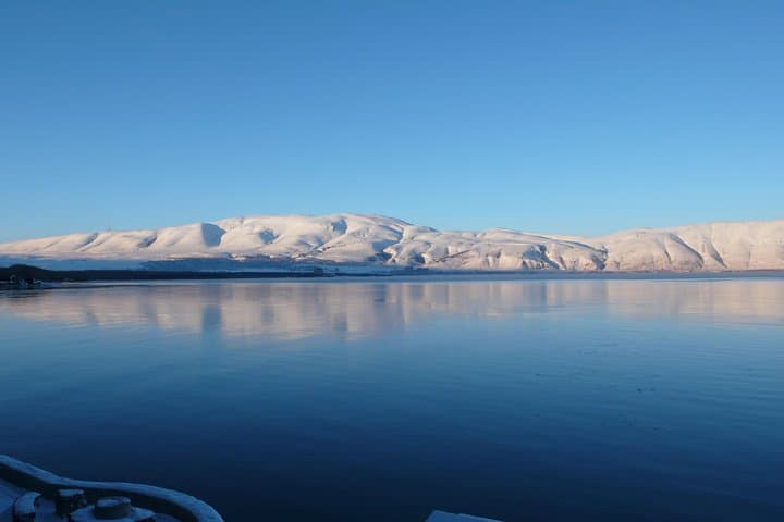 Winter Jeep Tour from Yerevan to Kalavan: Lake Sevan & Goshavank Monastery