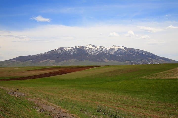 Jeep to Mount Ara: Half-Day Summit Hike from Yerevan photo 2